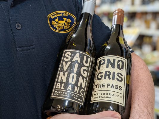 The Pass Wine Pinot Gris, Sauvignon Blanc New Zealand.